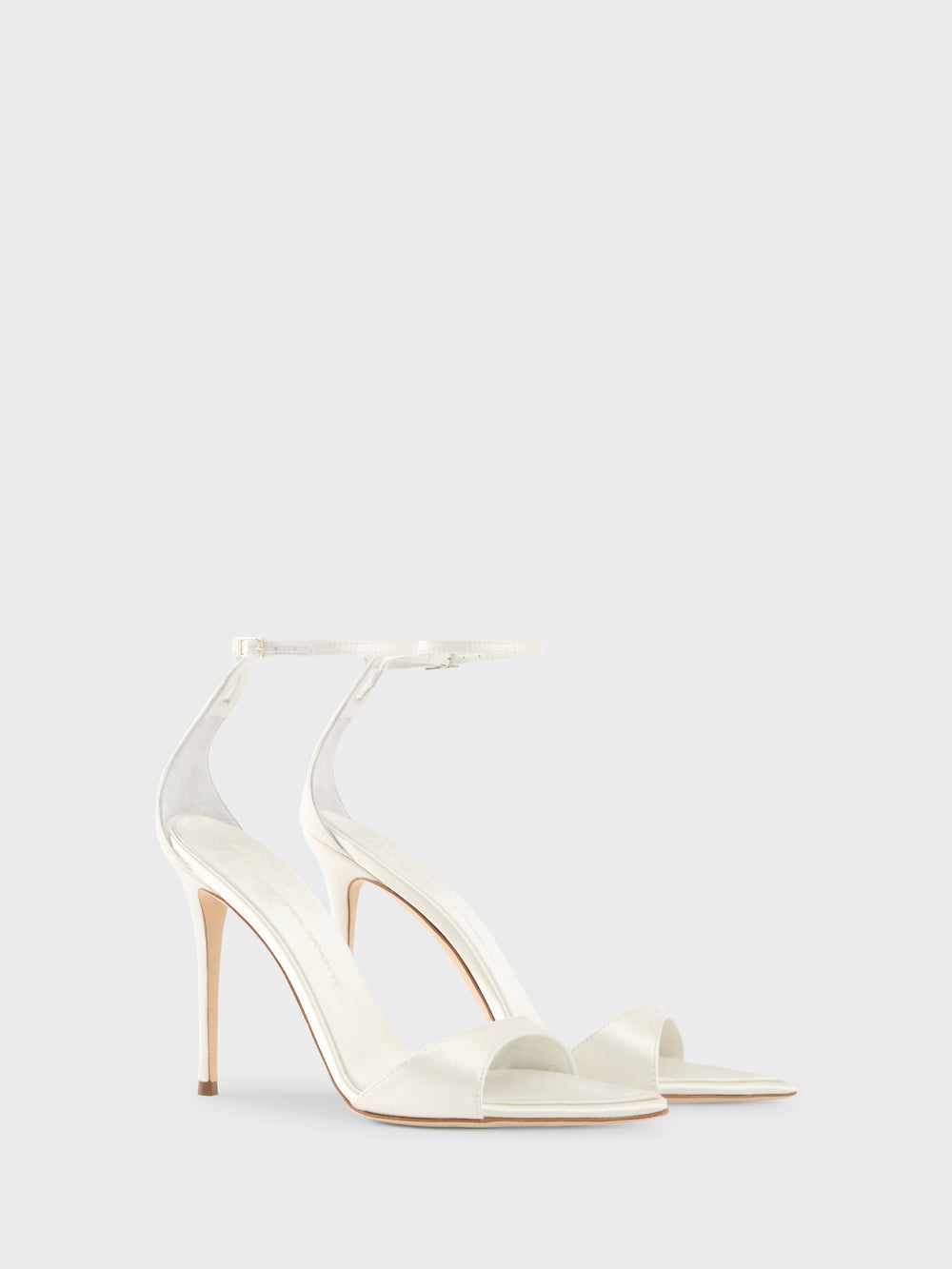 INTRIIGO STRAP SANDAL 105