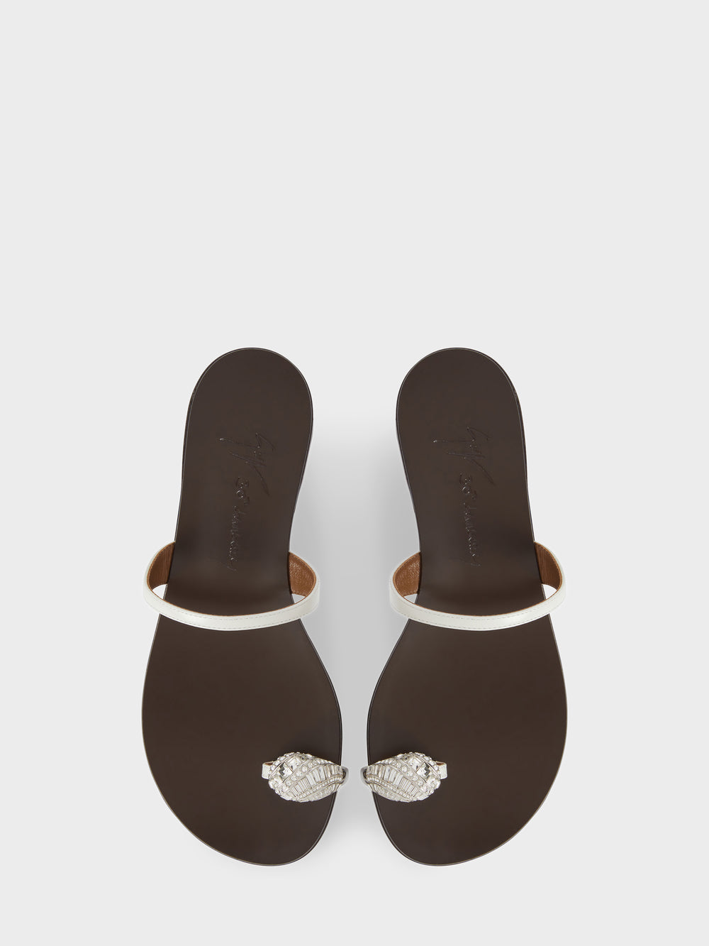 ICON RING FLAT SANDAL