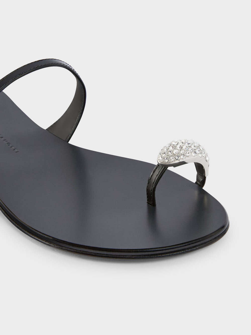 RING FLAT