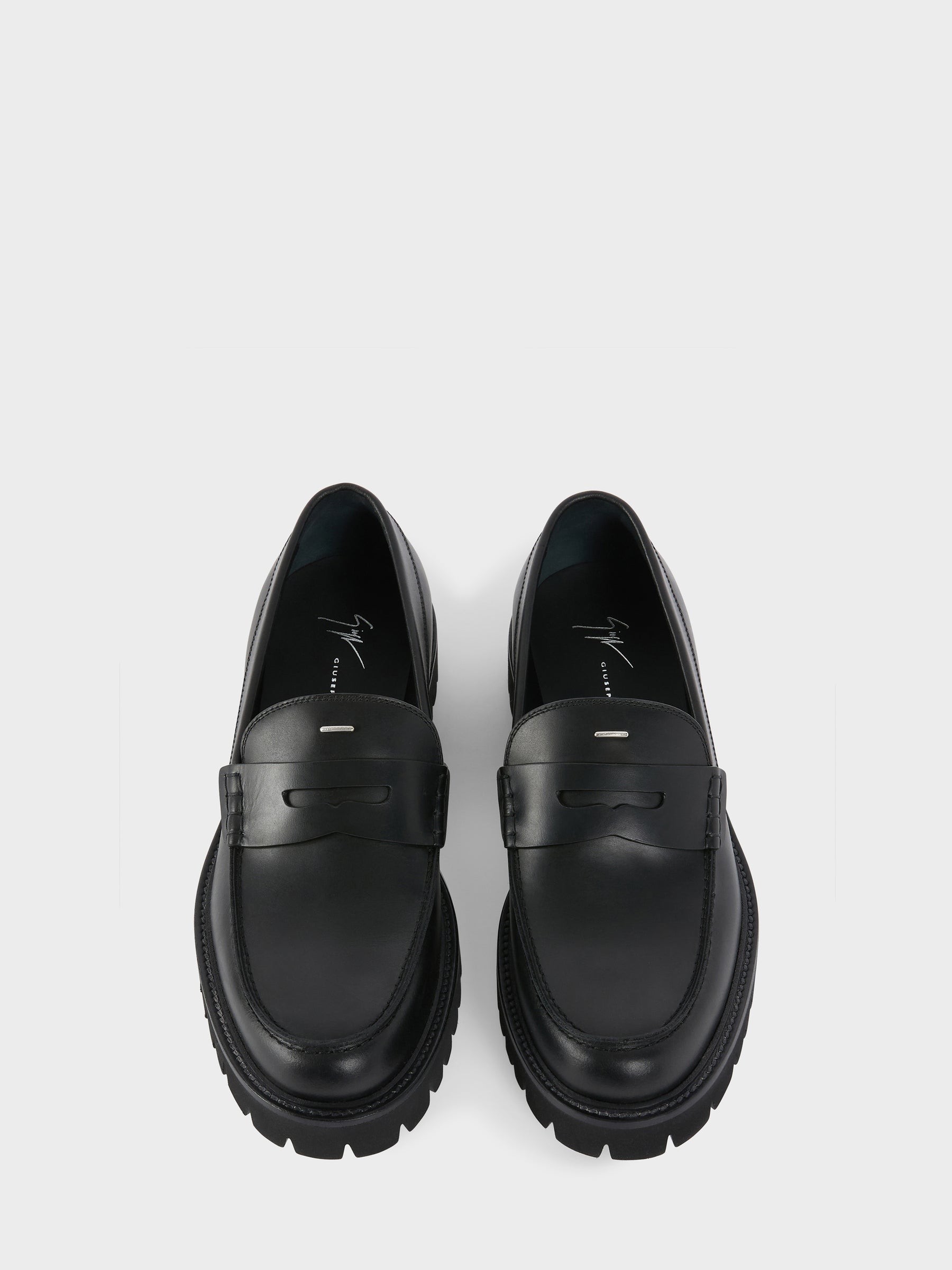 CLAITON MOCASSIN