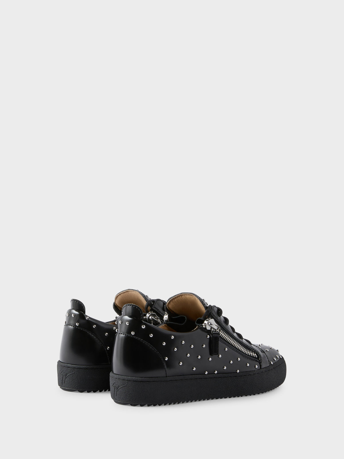 FRANKIE STUDS SNEAKER