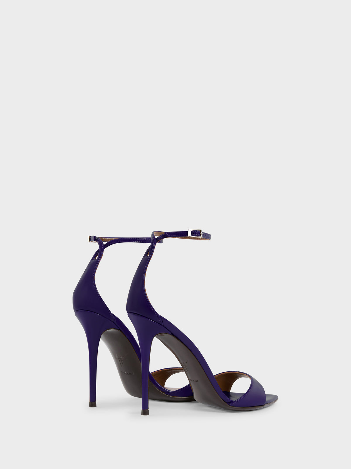 INTRIIGO STRAP SANDAL 105