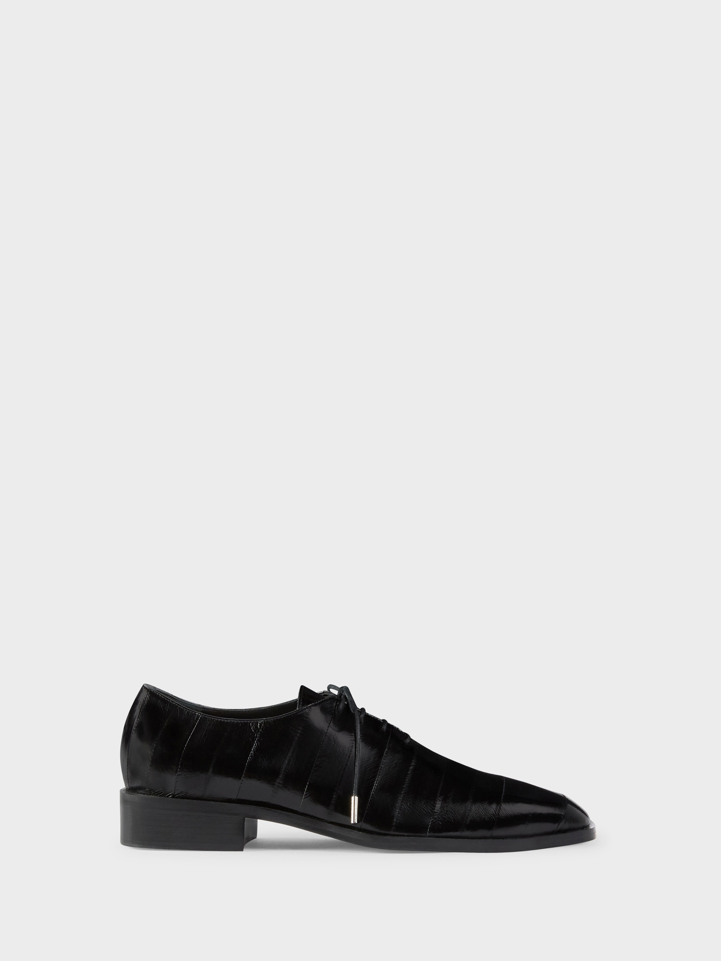 SEBHASTIAN LACE-UP