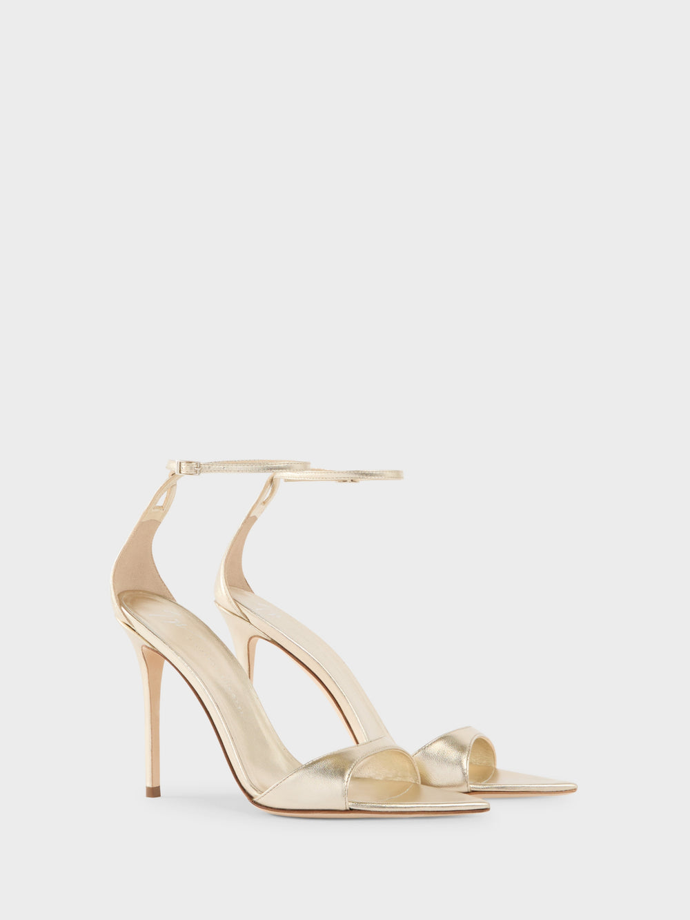 INTRIIGO STRAP SANDAL 105