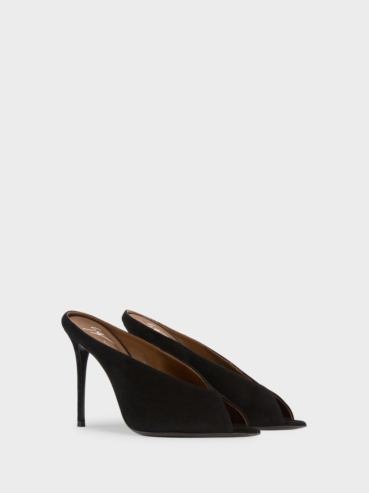 INTRIIGO CLUEDO MULE 105