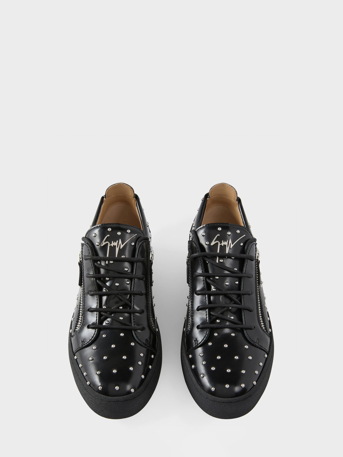FRANKIE STUDS SNEAKER
