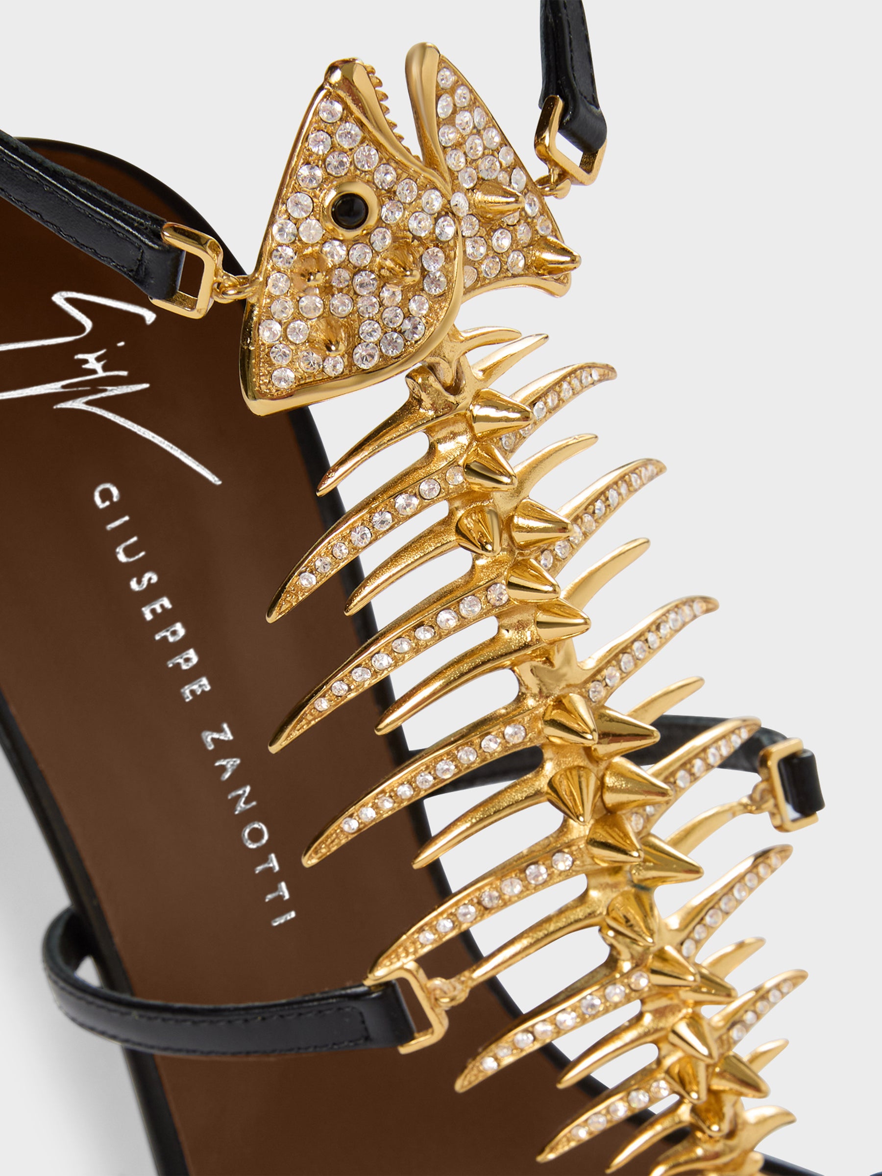 SLIM 2.0 SANDAL 105