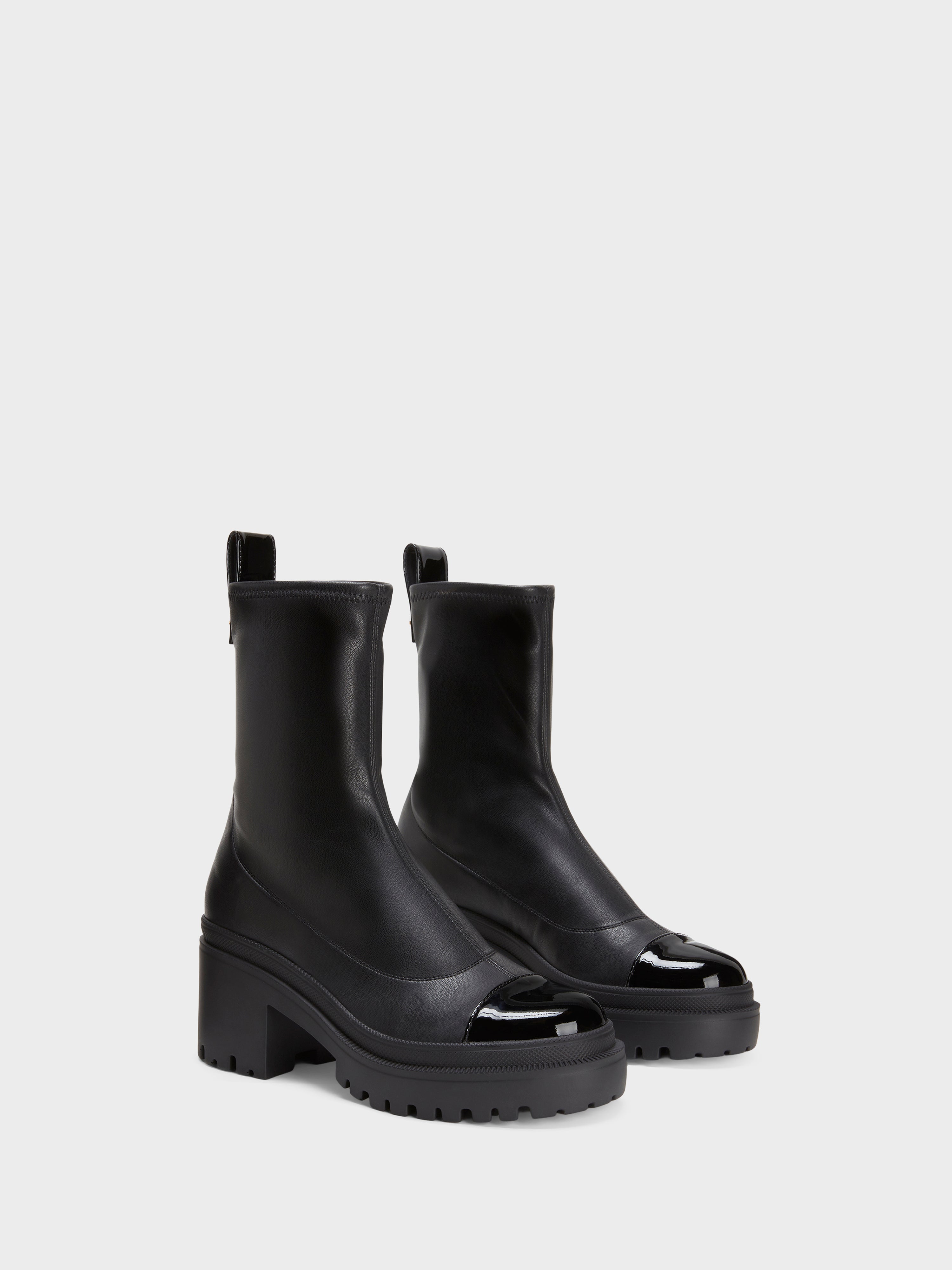 VINCENTHA BOOTIE