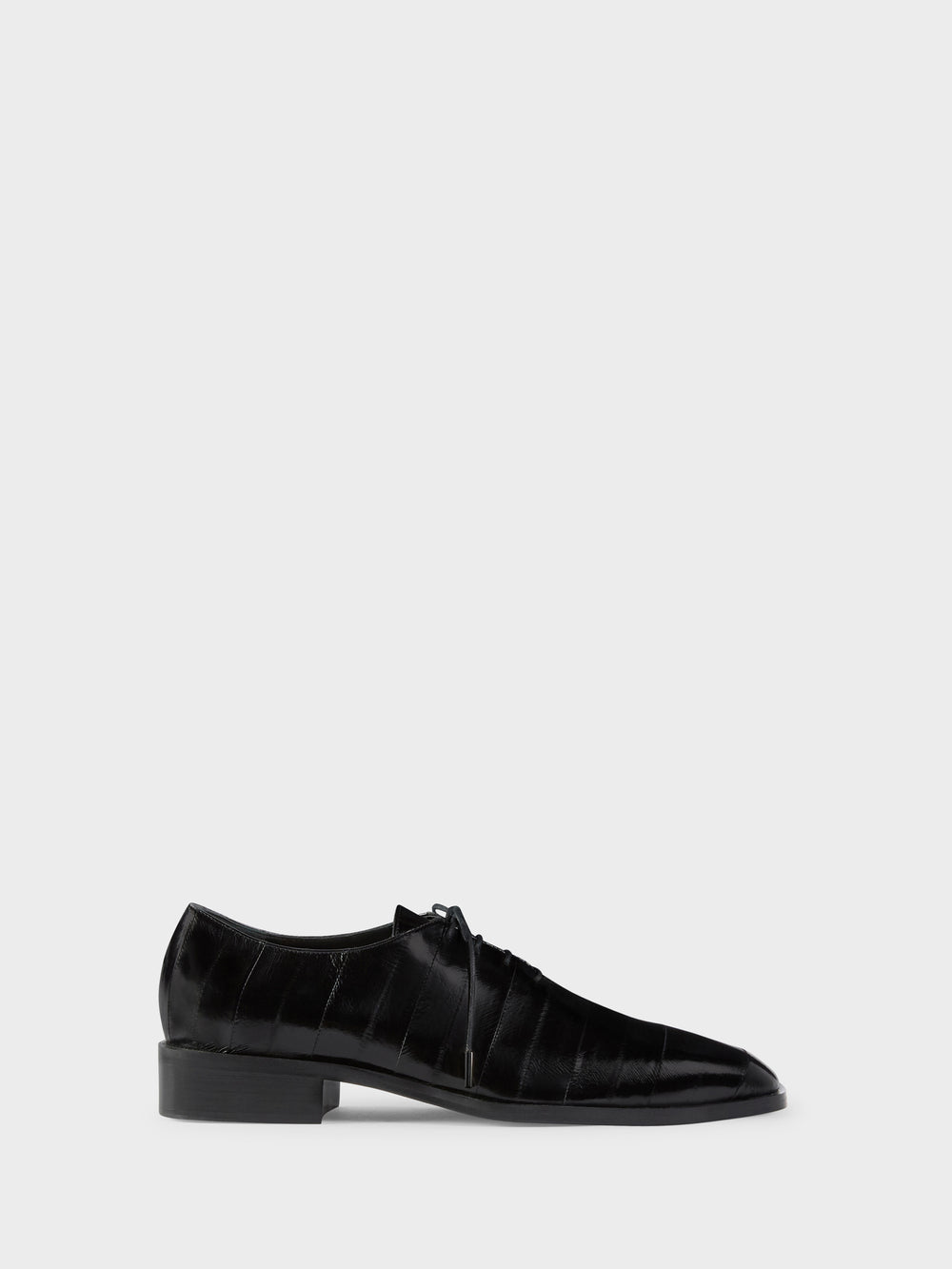 SEBHASTIAN LACE-UP