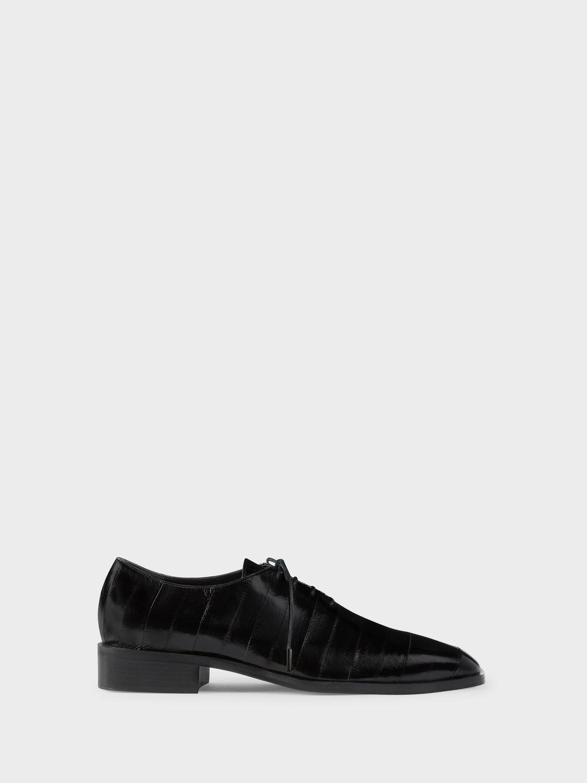 SEBHASTIAN LACE-UP