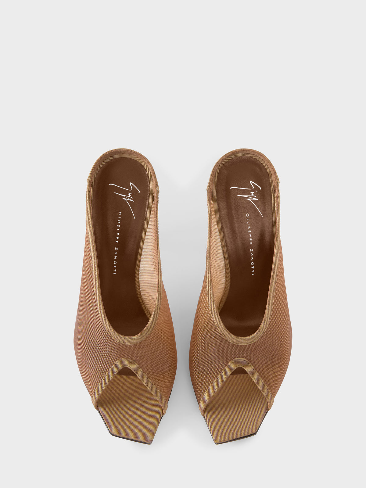 GUEPIERE MULE 105