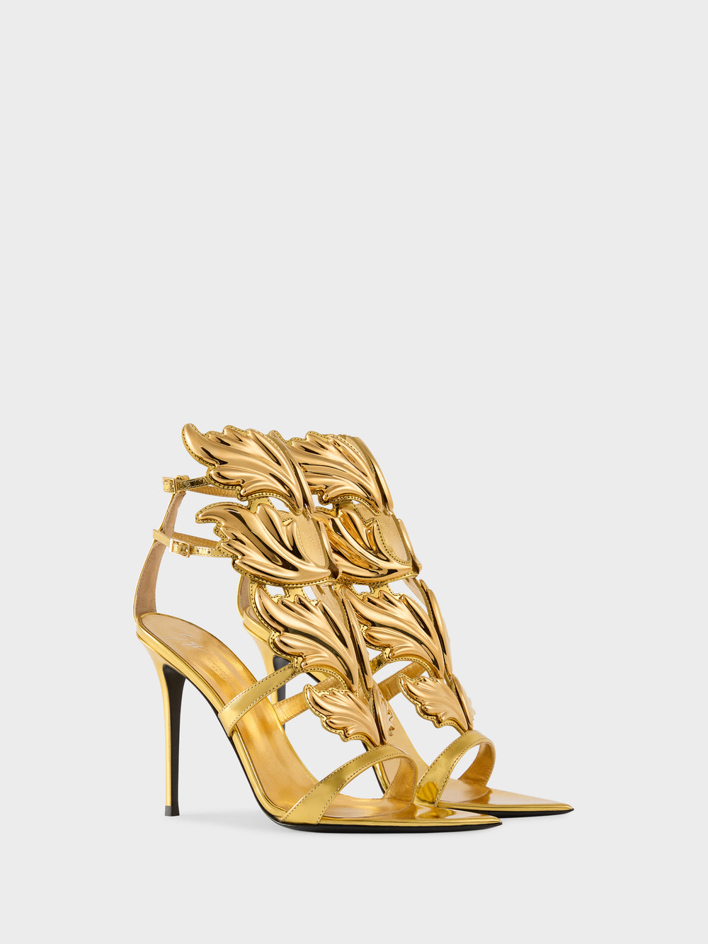 NEW CRUEL SANDAL 105