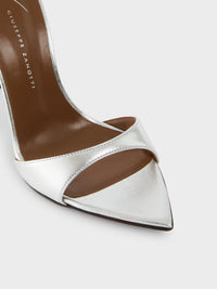 INTRIIGO STRAP SANDAL 105