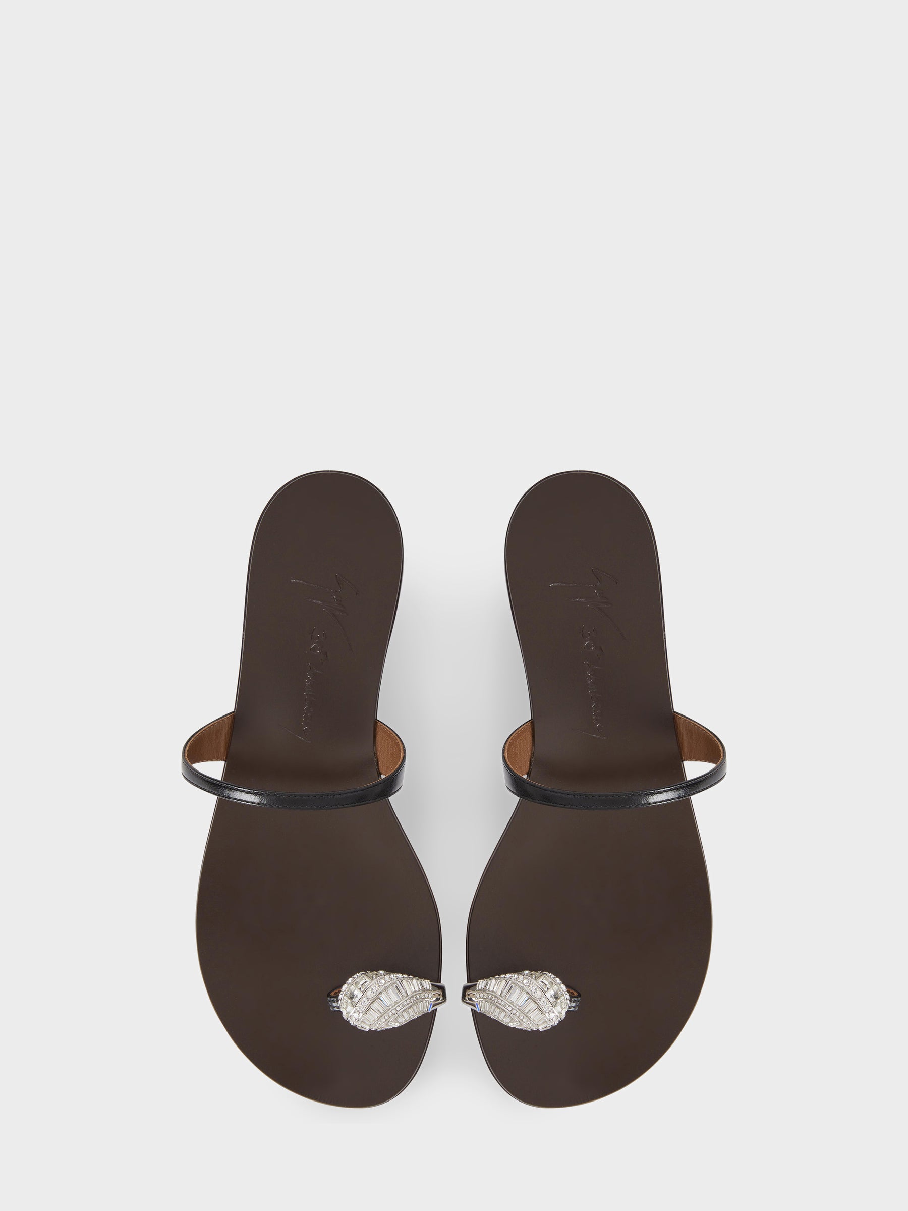ICON RING FLAT SANDAL