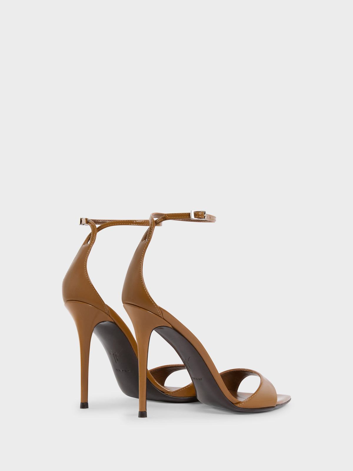 INTRIIGO STRAP SANDAL 105