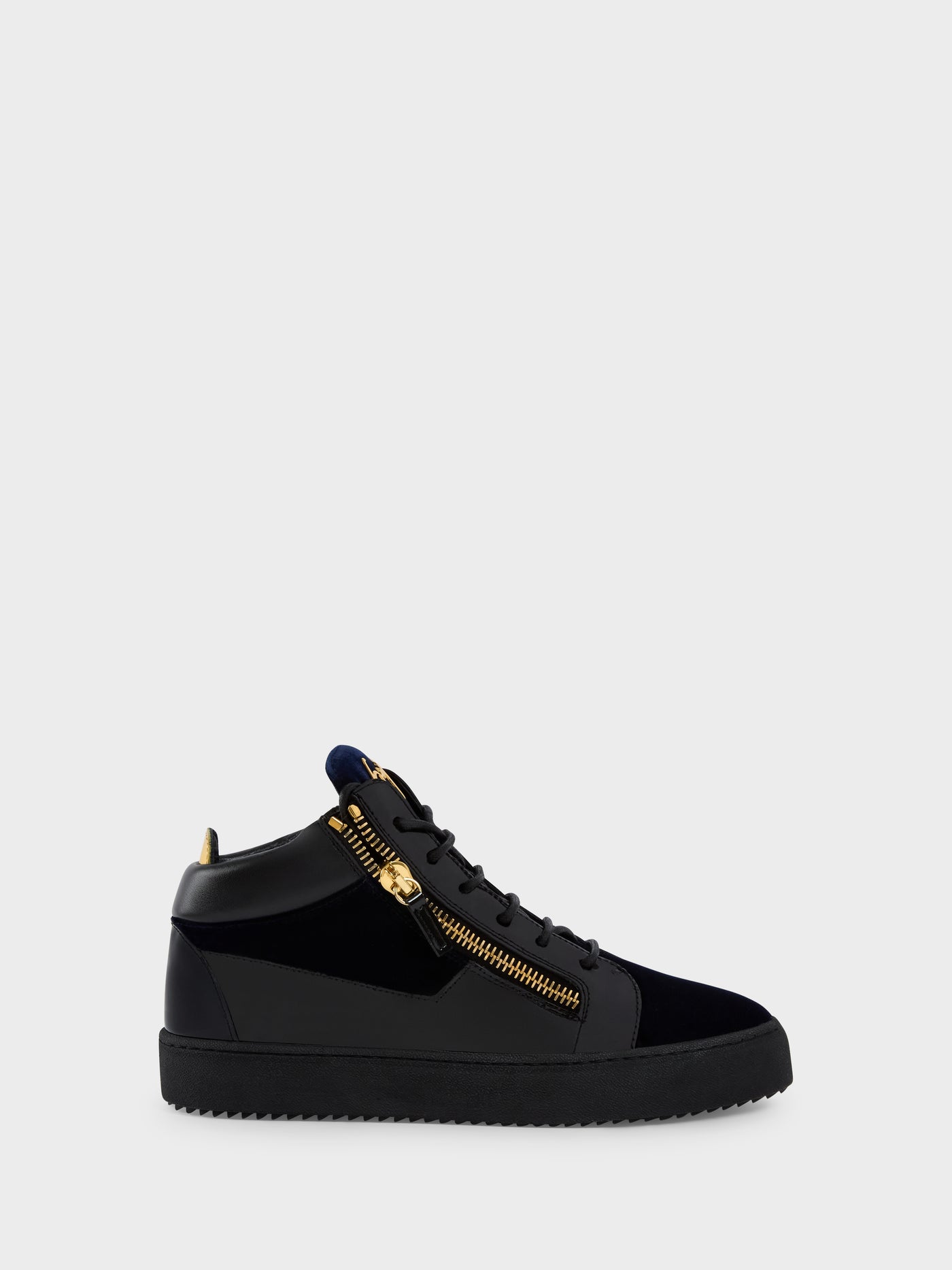 KRISS SNEAKERSS 
