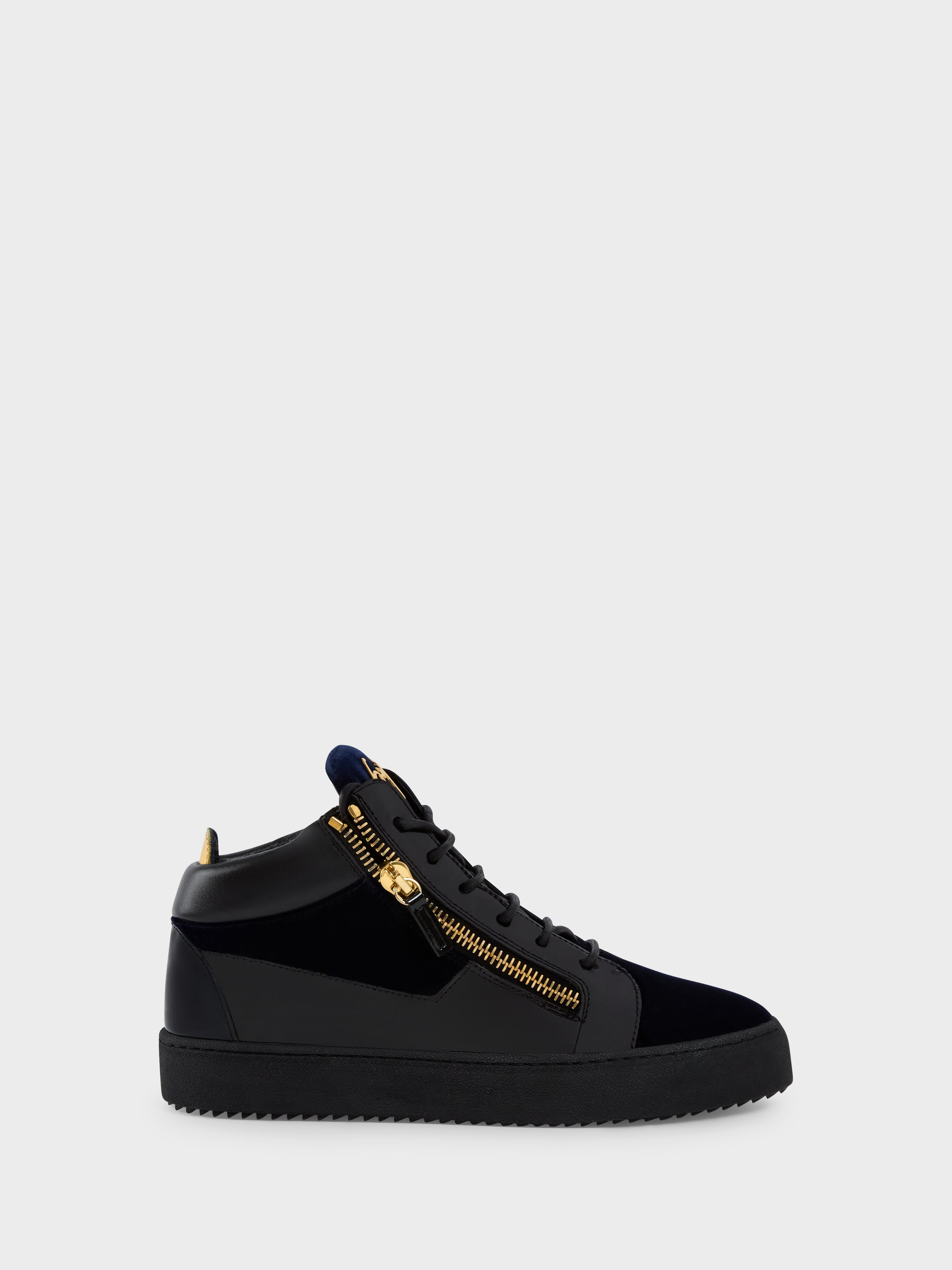 KRISS SNEAKERSS 