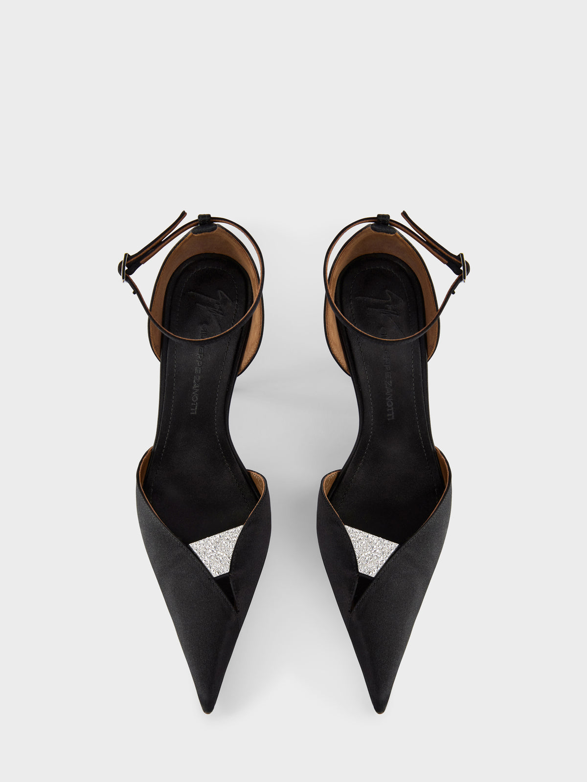 LA NUIT D'ORSAY PUMP 105