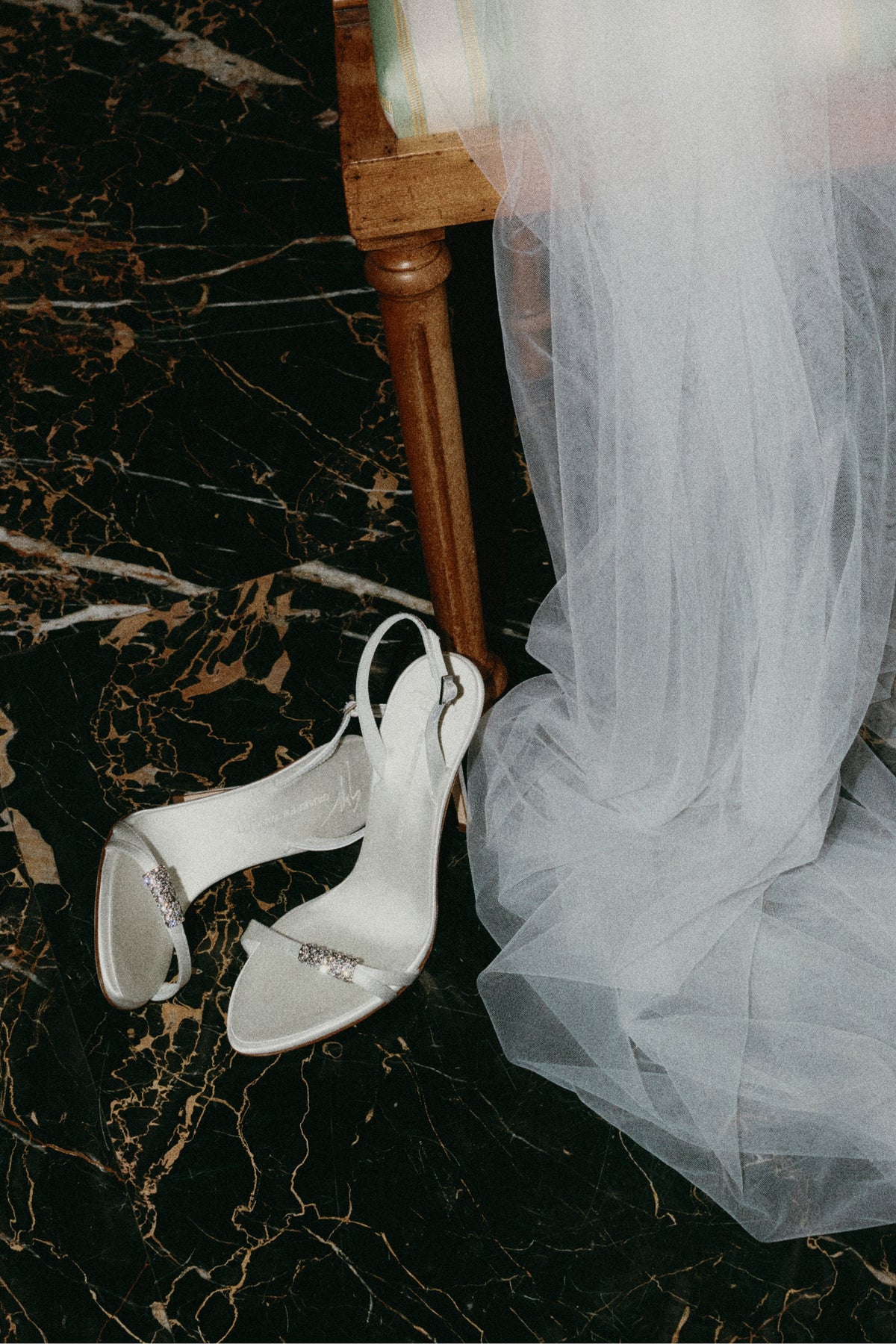 LENA CRYSTAL SANDAL 90