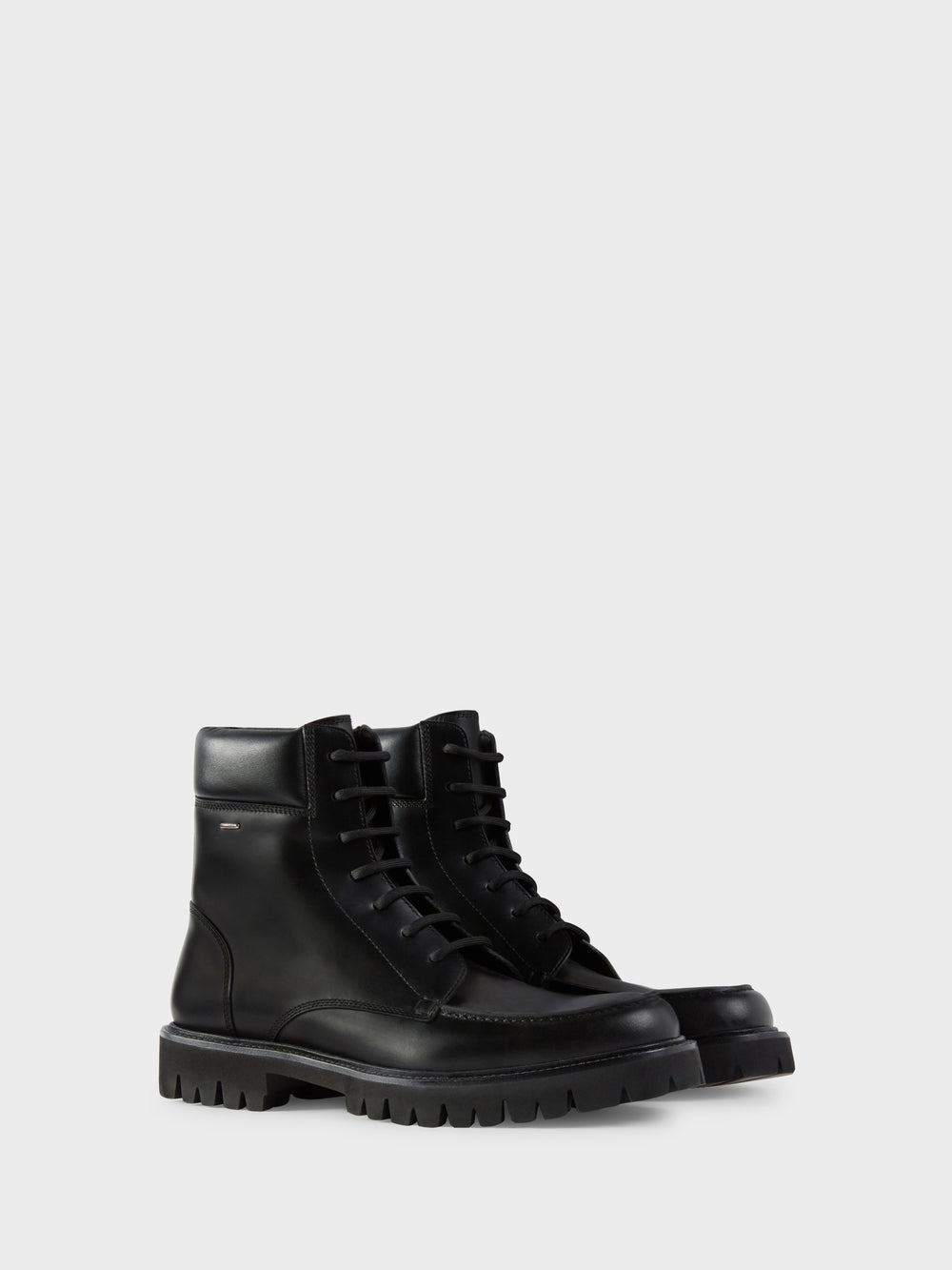 MAGNUSS BOOT