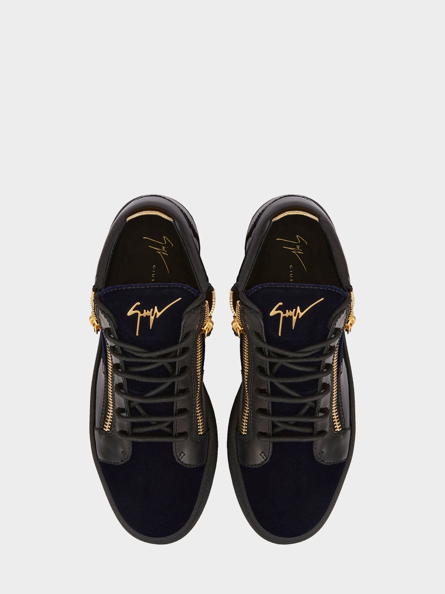 SNEAKERSS KRISS