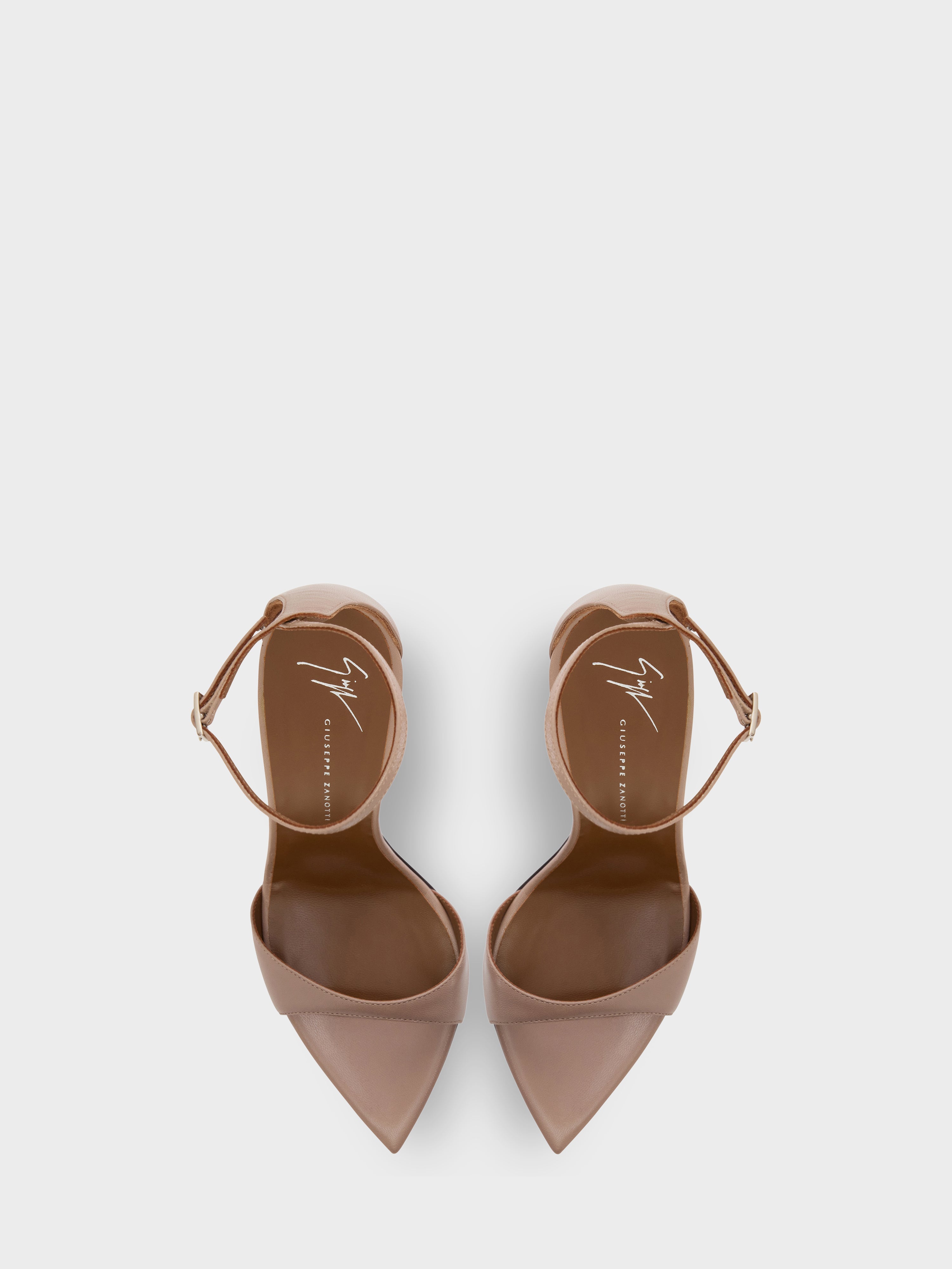 INTRIIGO STRAP SANDAL 105
