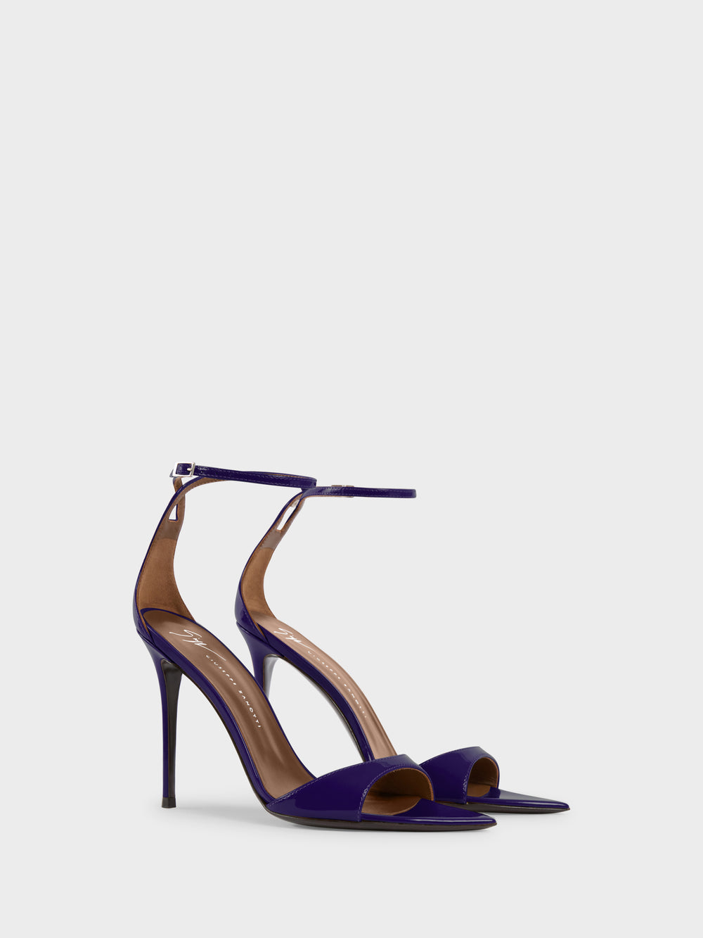 INTRIIGO STRAP SANDAL 105