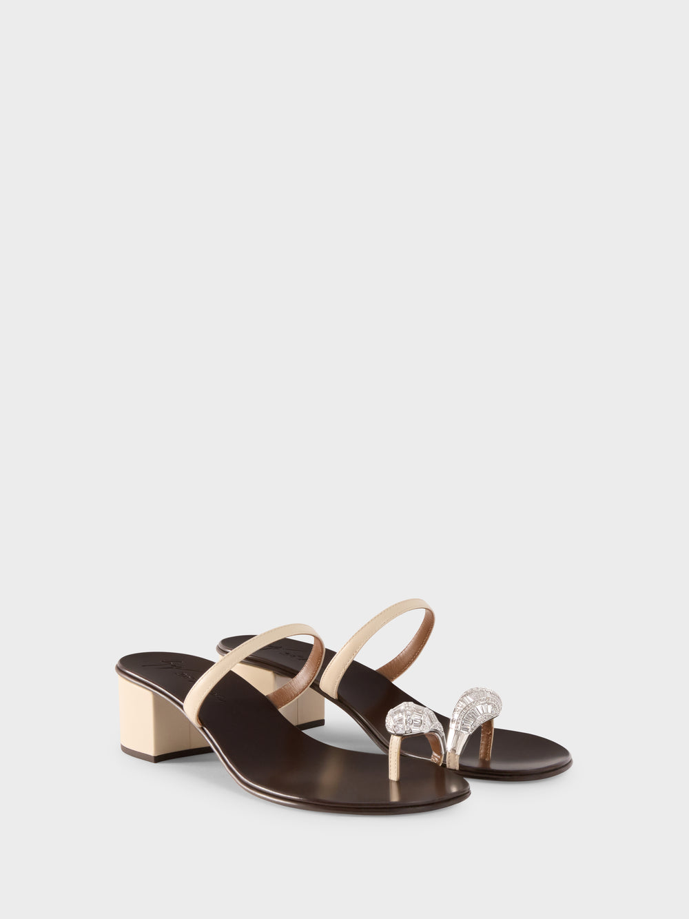ICON RING SANDAL 40