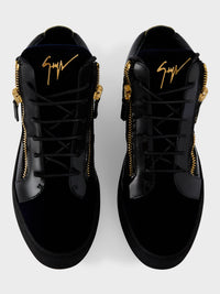 KRISS SNEAKERSS 