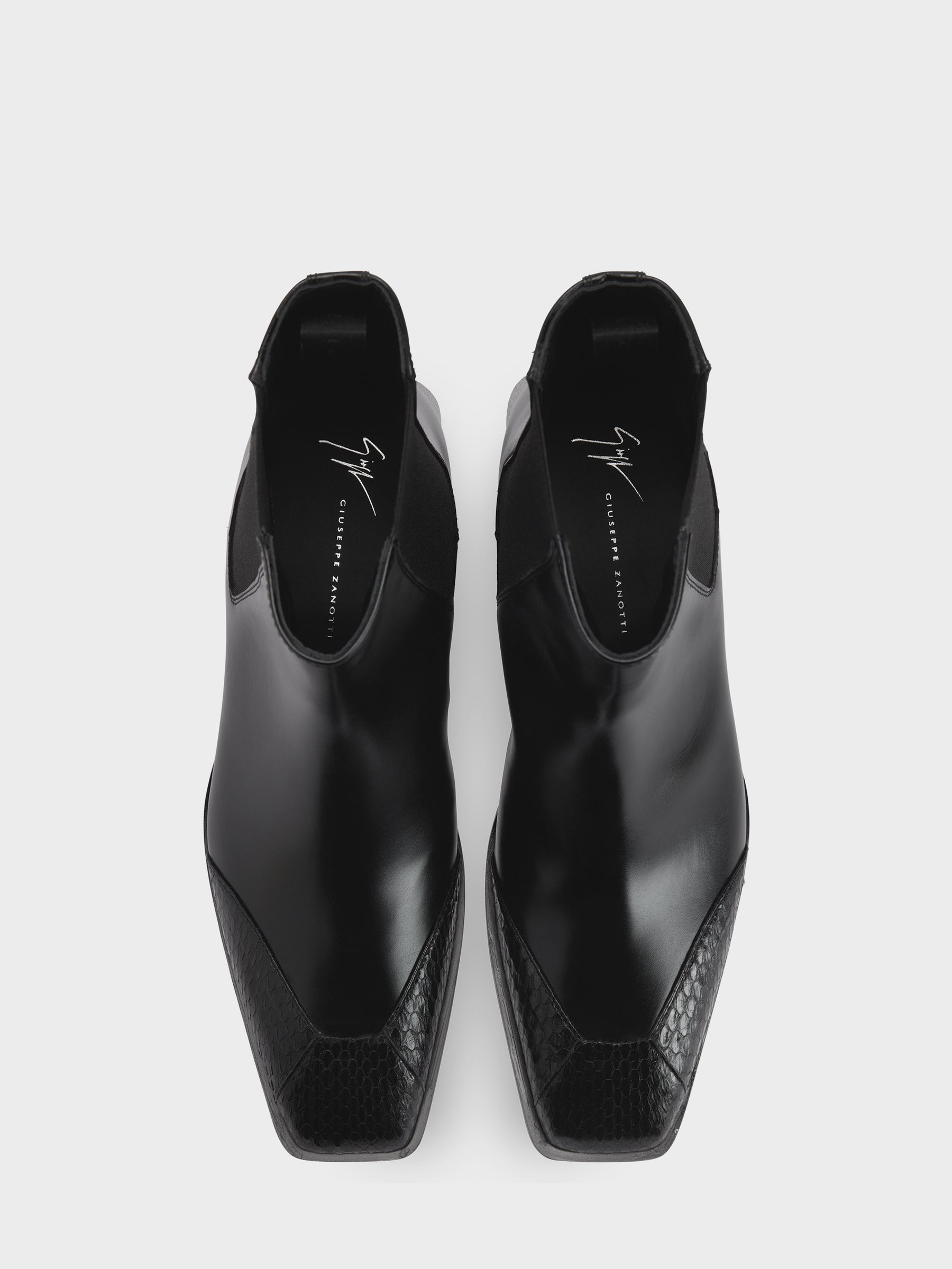 SEVERUS BOOT