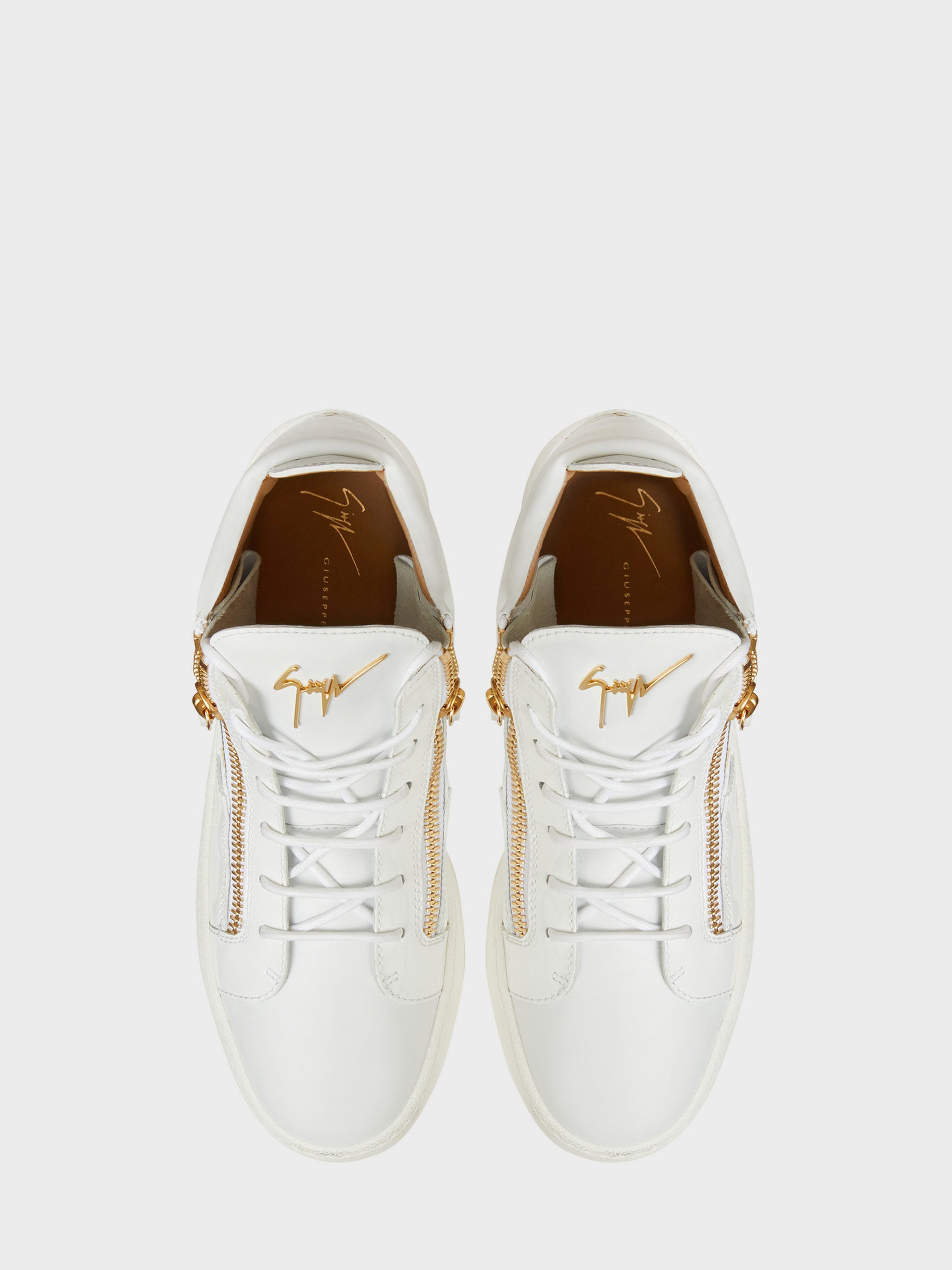 SNEAKERSS KRISS