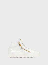 SNEAKERSS KRISS