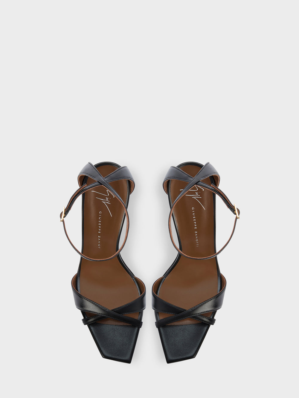 BRIVIDO CRUZ SANDAL 105