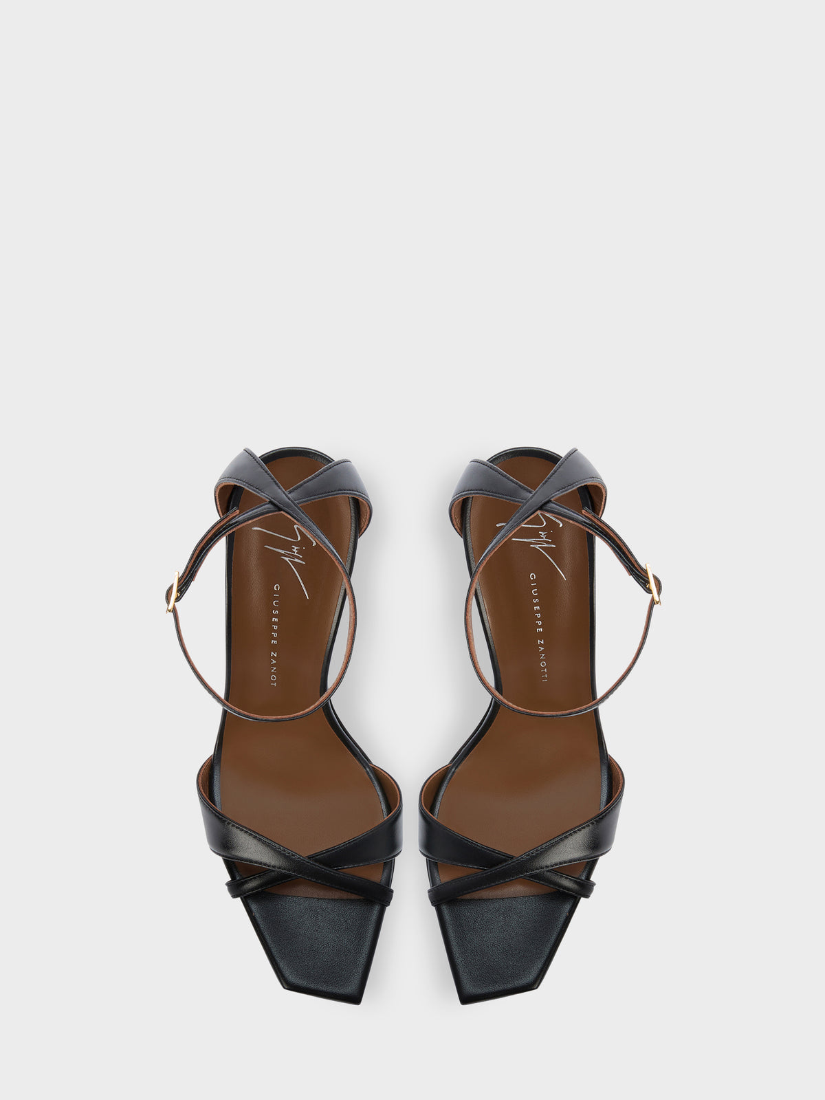 BRIVIDO CRUZ SANDAL 105