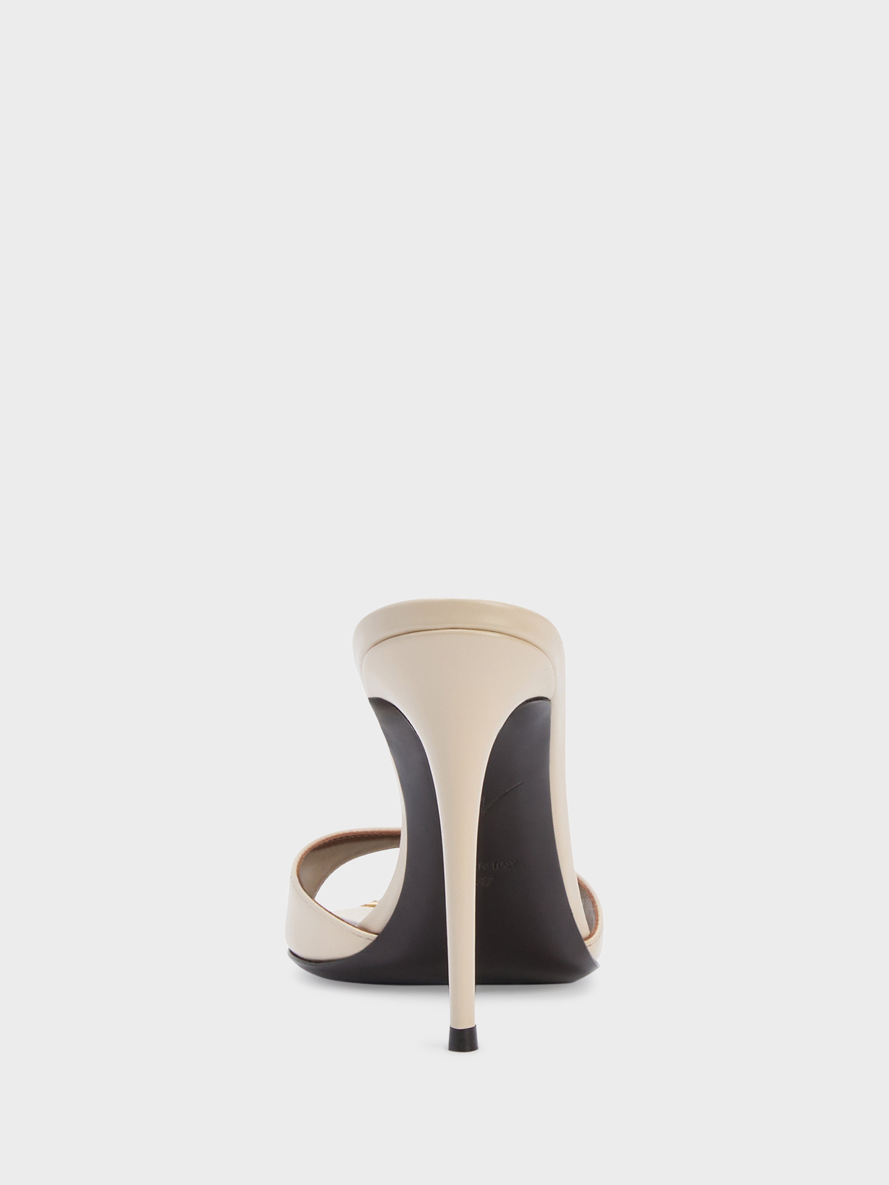 INTRIIGO JEWELRY MULE 105