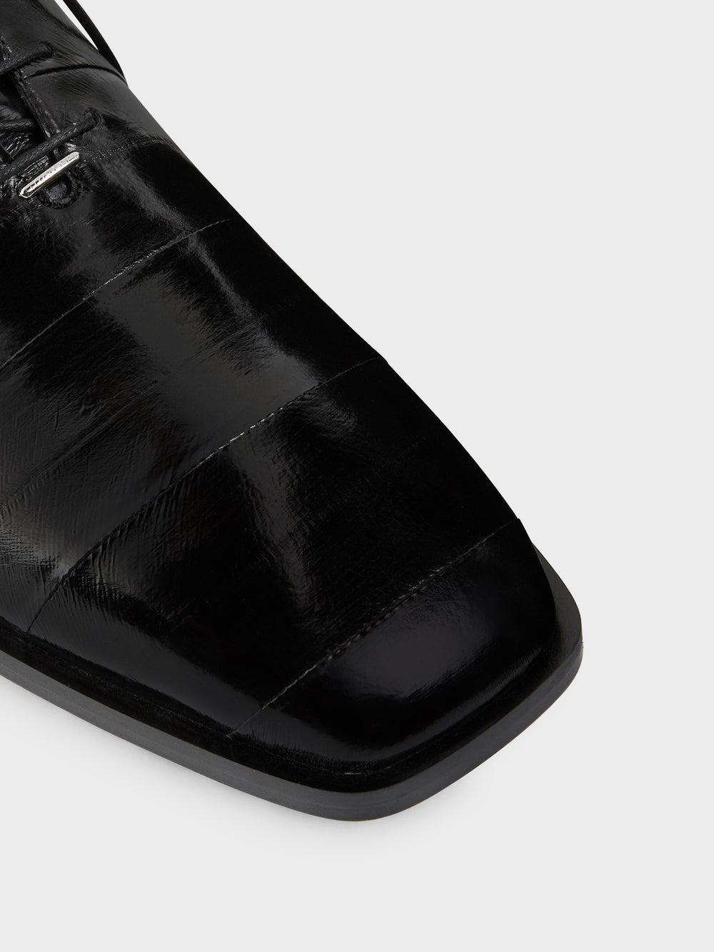 SEBHASTIAN LACE-UP