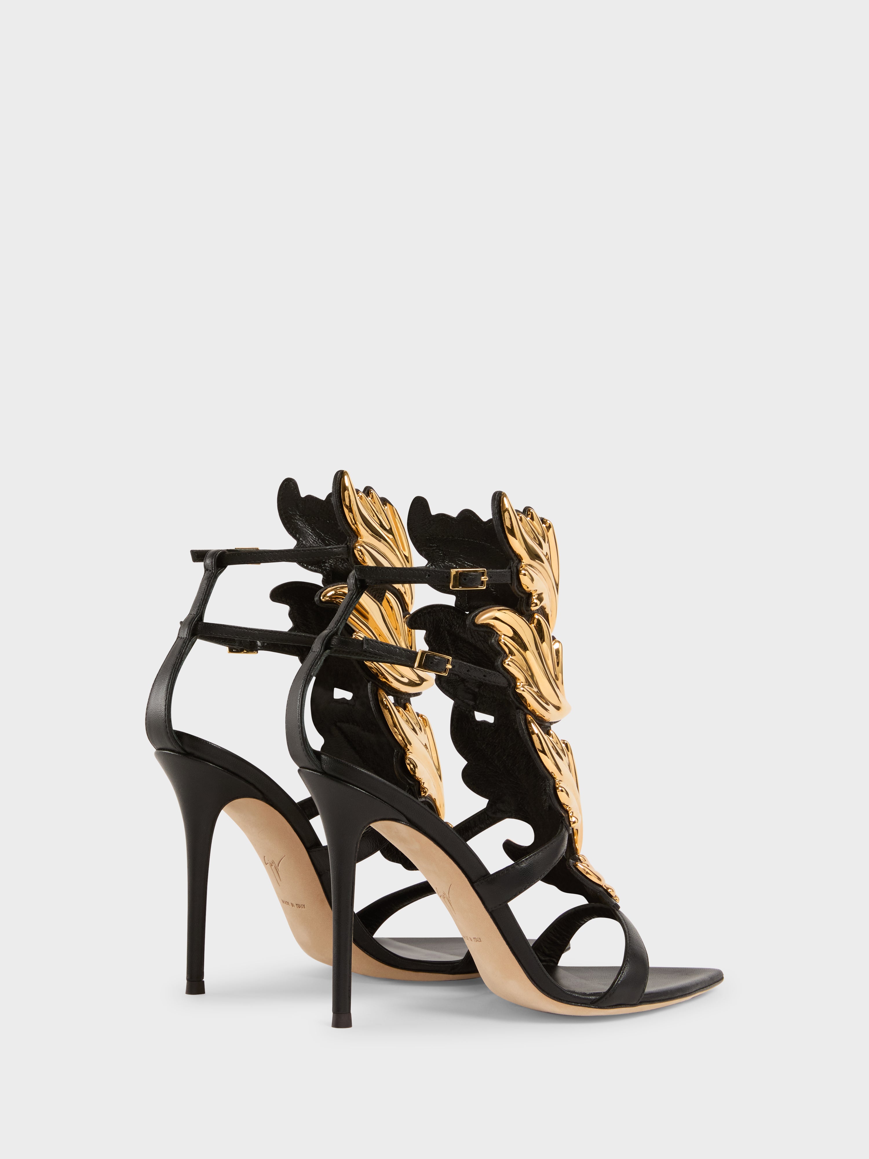 NEW CRUEL SANDAL  105