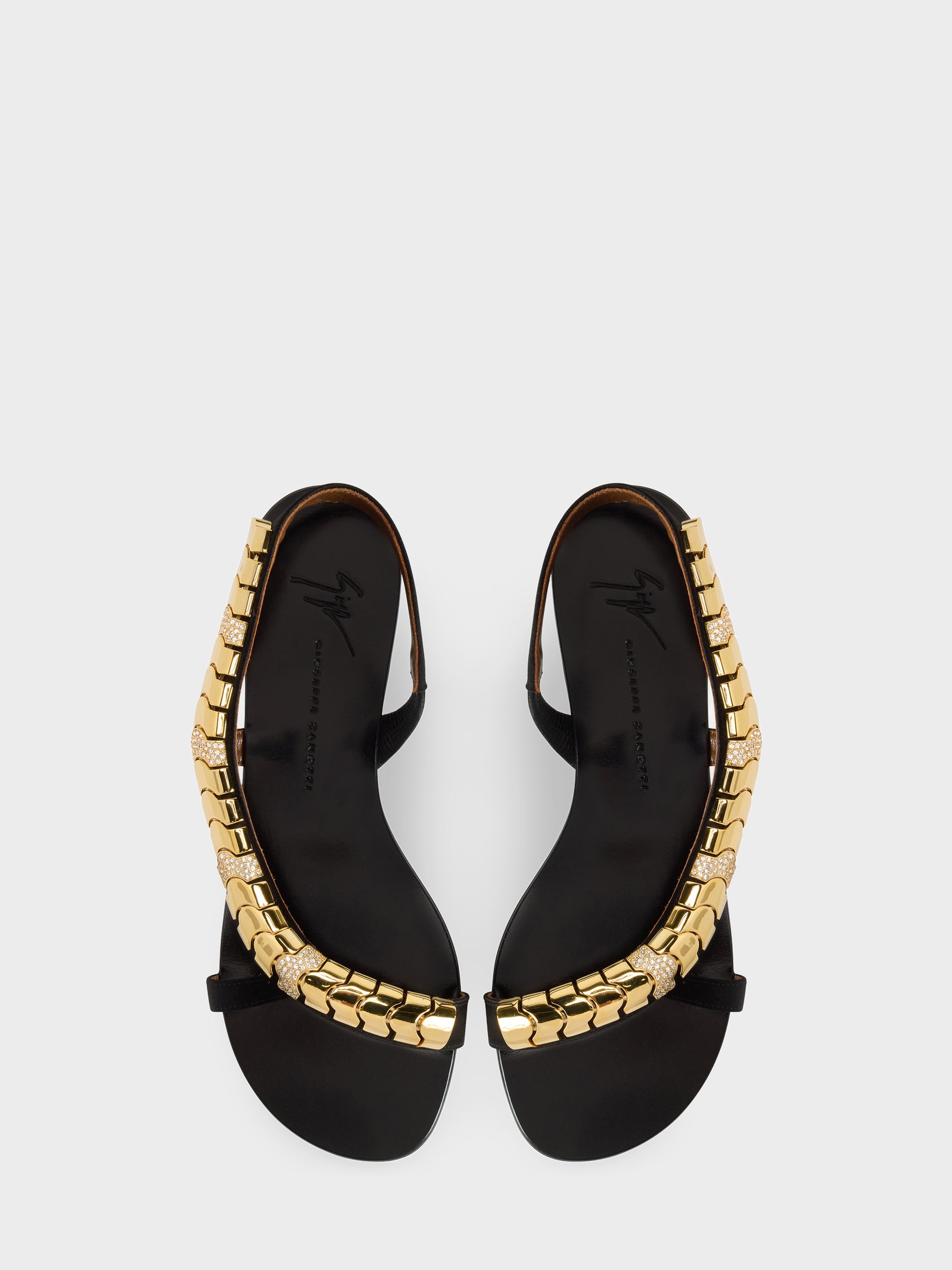 DAFNE FLAT SANDAL