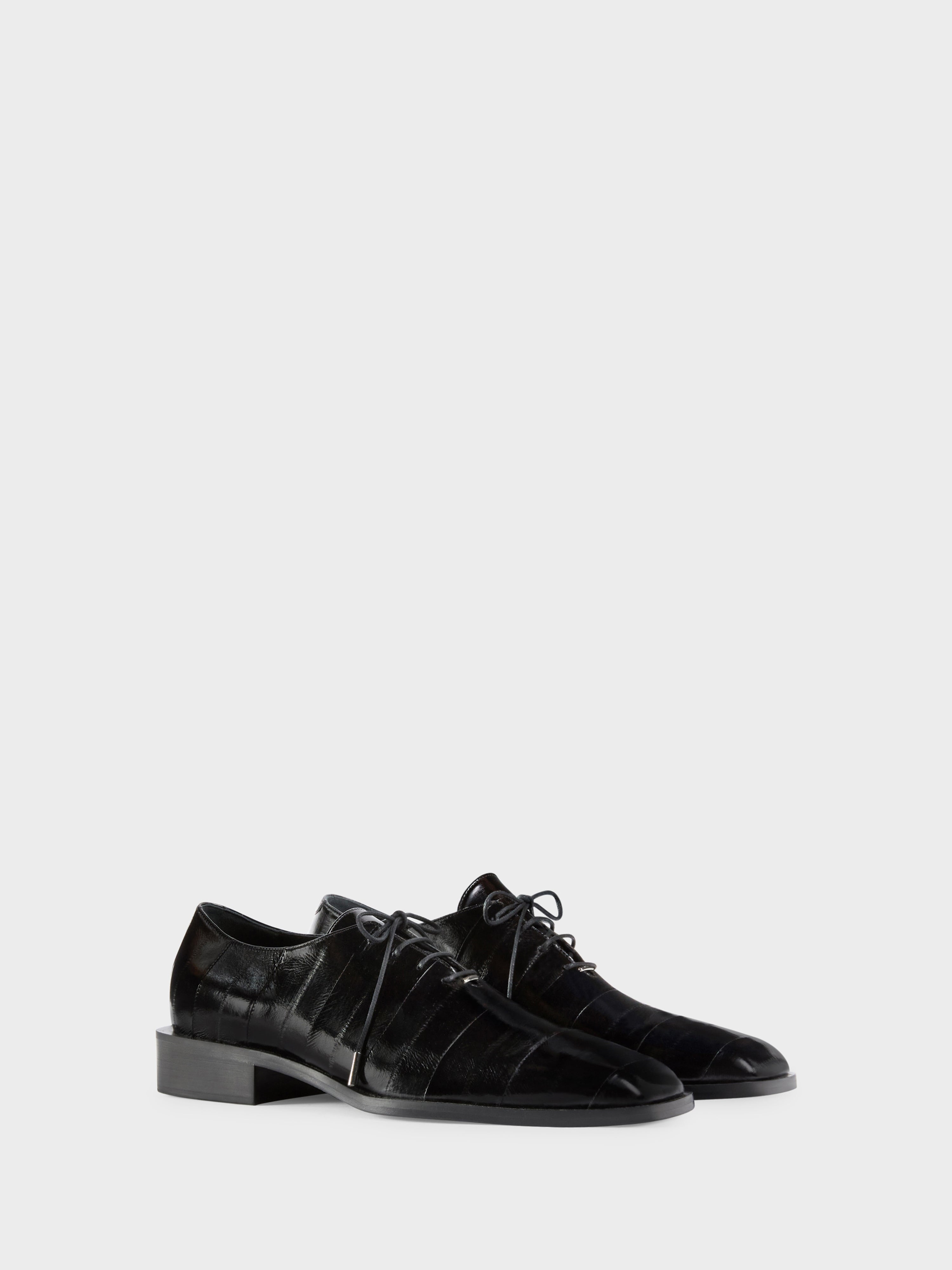SEBHASTIAN LACE-UP