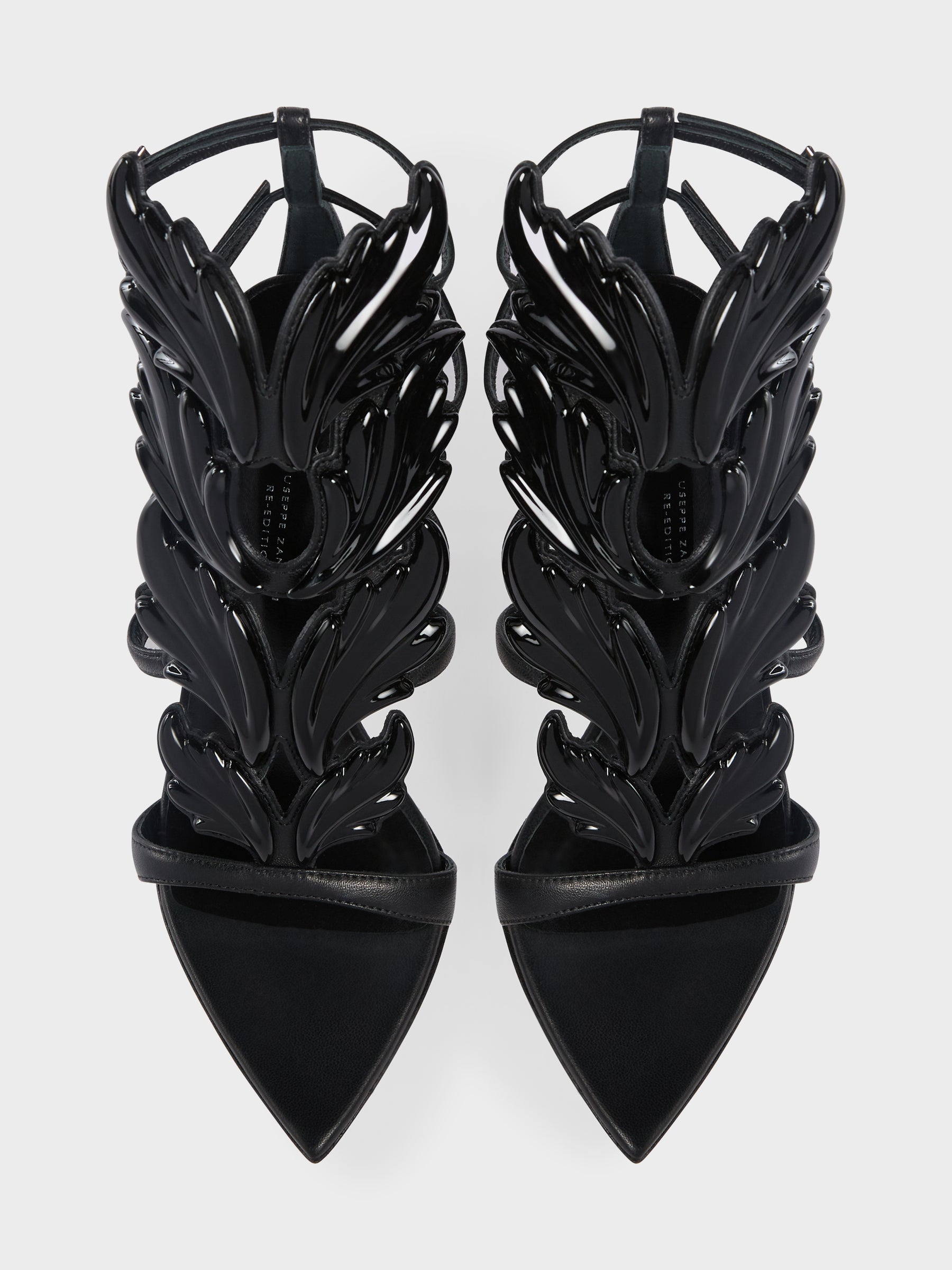 NEW CRUEL SANDAL 105