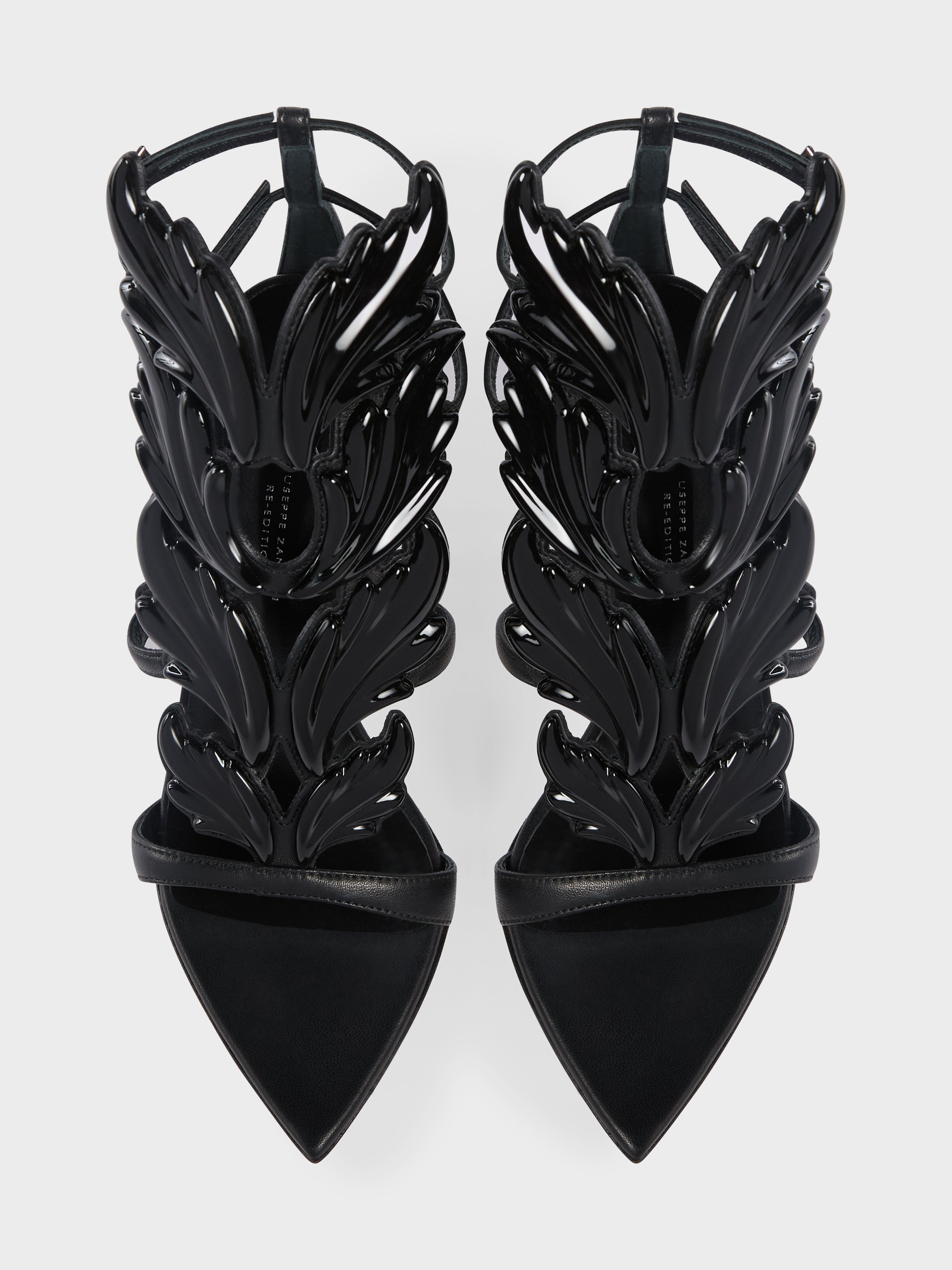 NEW CRUEL SANDAL 105