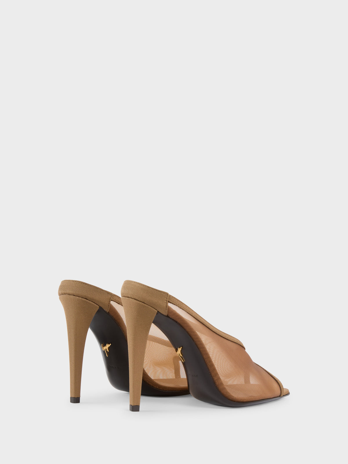 GUEPIERE MULE 105