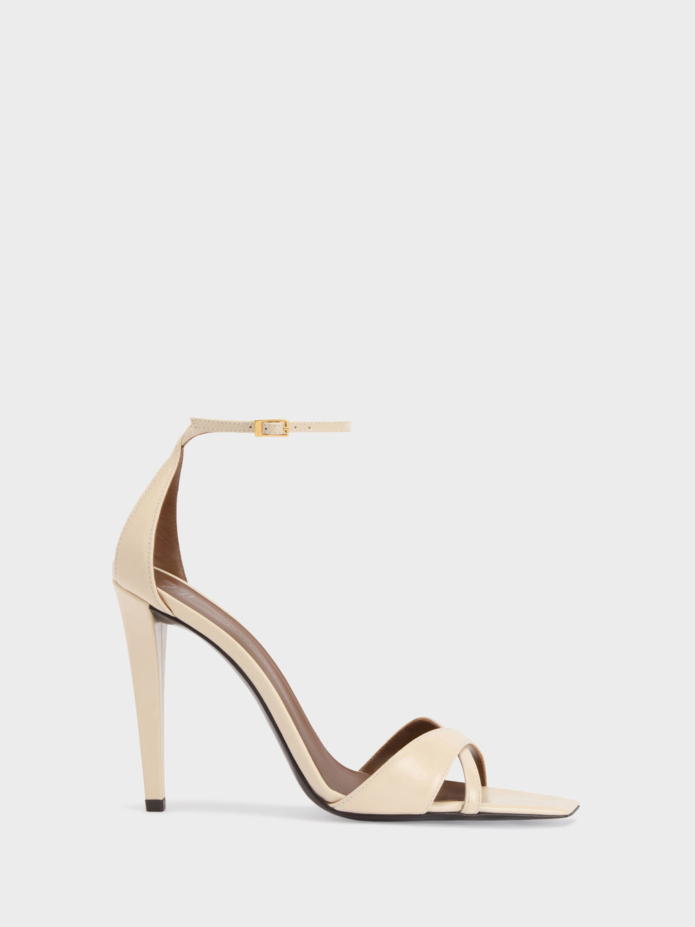 BRIVIDO CRUZ SANDAL 105