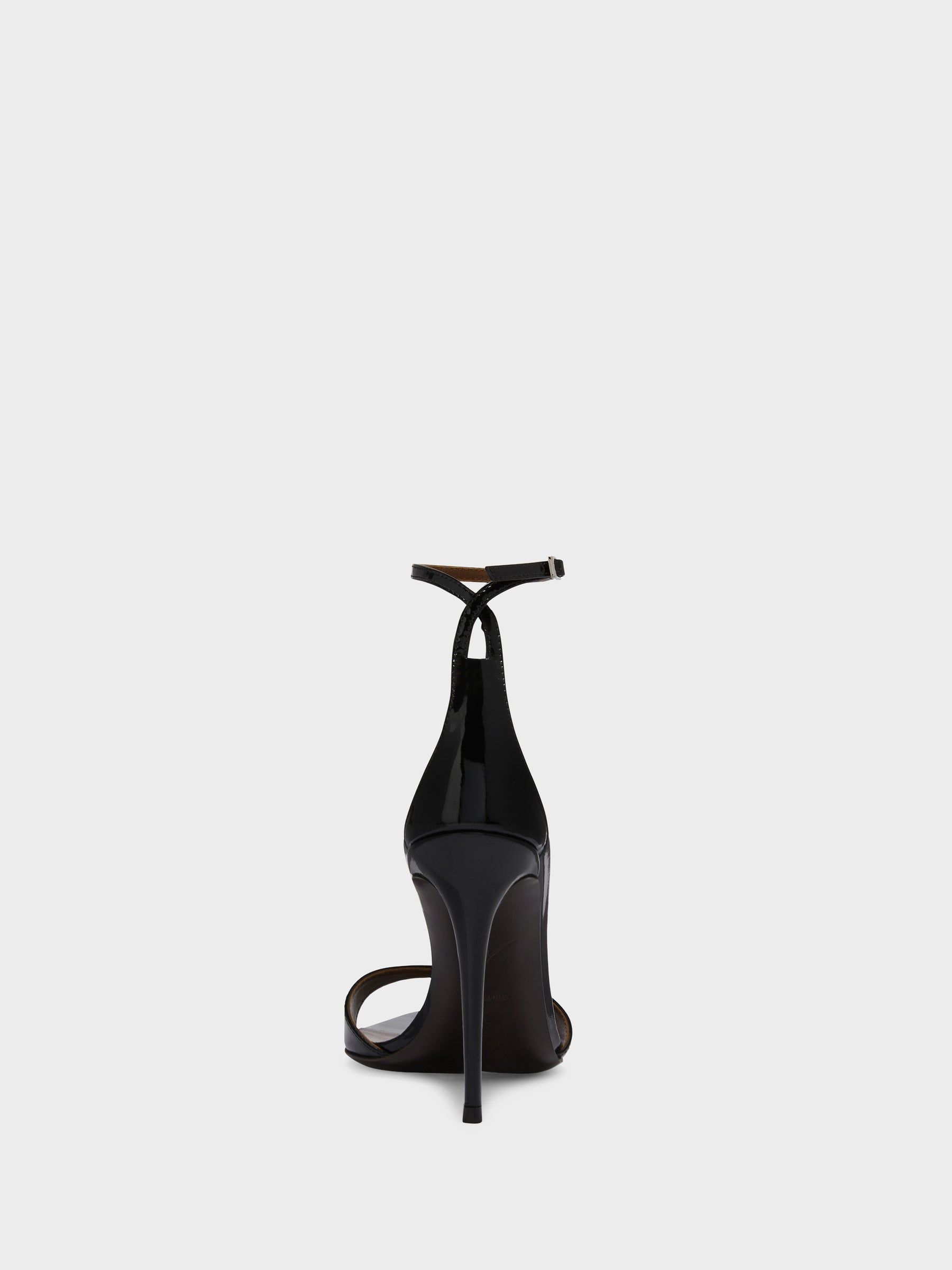INTRIIGO STRAP SANDAL 105