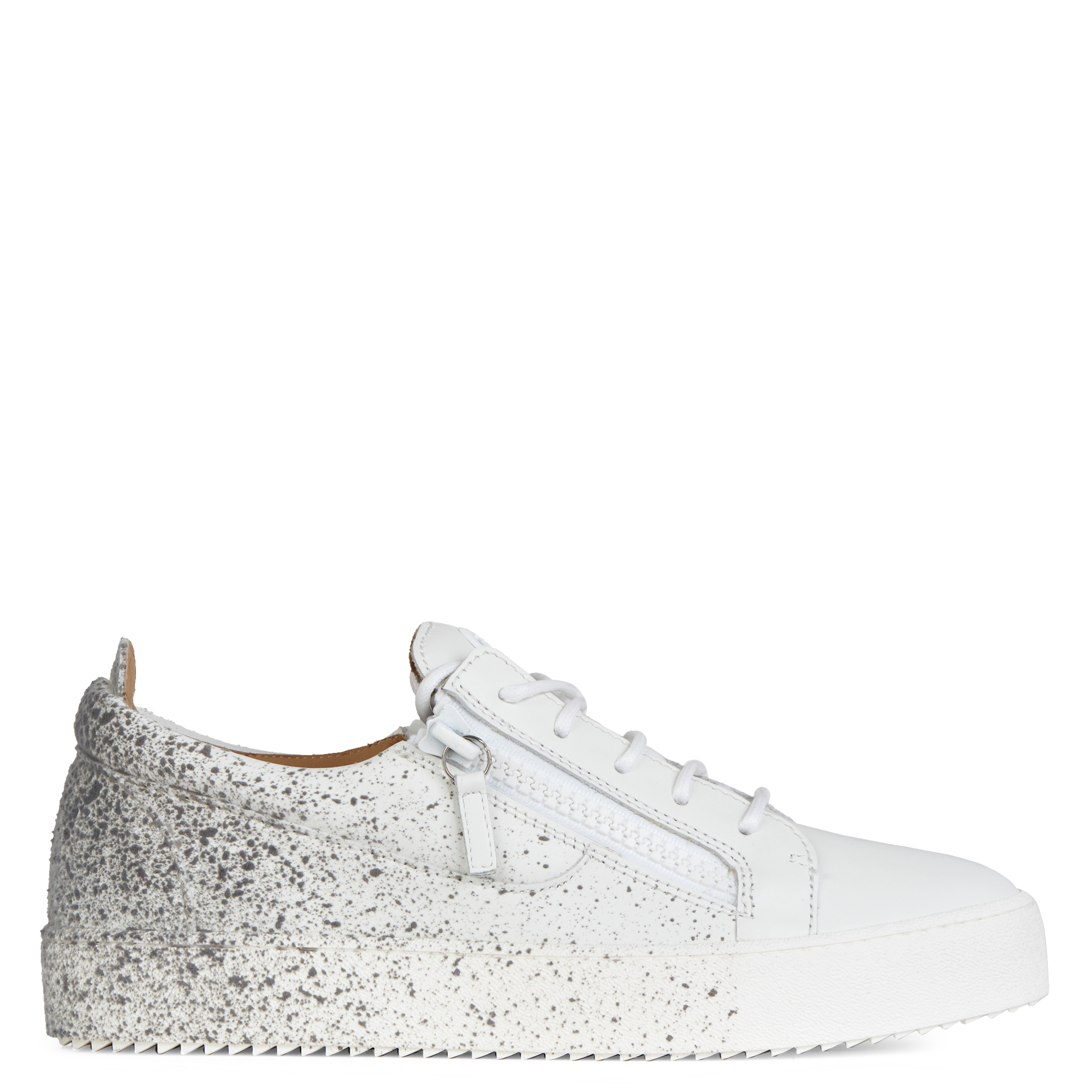GIUSEPPE ZANOTTI photo