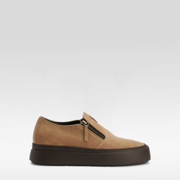Sale - Man | Giuseppe Zanotti ® Official Website | Model