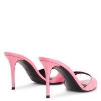 INTRIIGO - Pink - Sandals