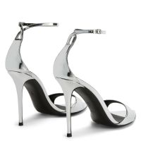INTRIIGO STRAP - Silver - Sandals