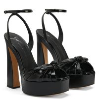 GABRIIELA WEDGE - Negro - Zapatos de plataforma