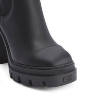 TONIX - Black - Boots